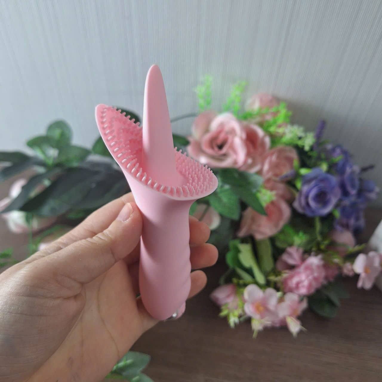 Máy Rung Lưỡi Sạc Lại | 10 Chế Độ Rung | Chống Nước IPX7 | Đồ Chơi Tình Yêu | Chính Hãng | An Toàn | Giá Tốt | Vi Tính Hóc Môn