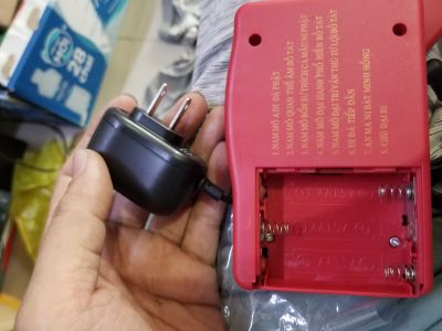 Máy nghe pháp mặc định 8 bài niệm phật không sử dụng thẻ.