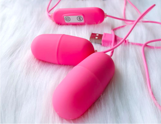 Trứng rung tình yêu cắm sạc USB 2 đầu cực tê tái